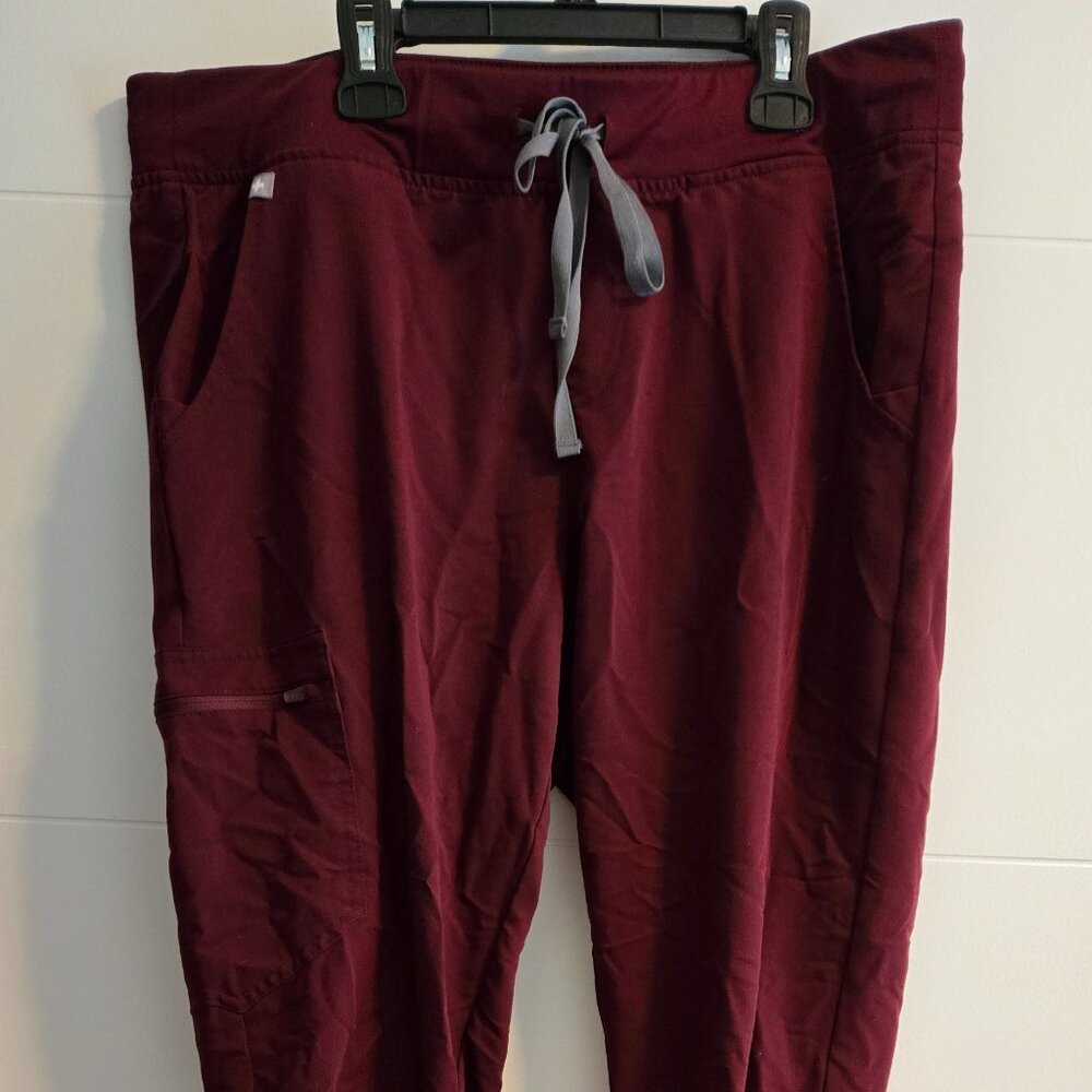 FIGS Zamora Jogger Scrub Pants SIZE L TALL burgundy